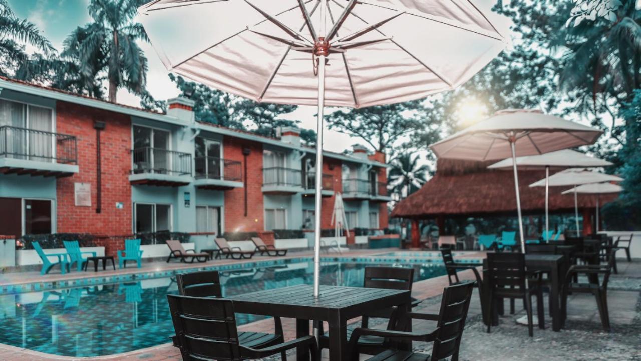 Hotel Y Restaurante Meson Del Gitano Caucasia 외부 사진