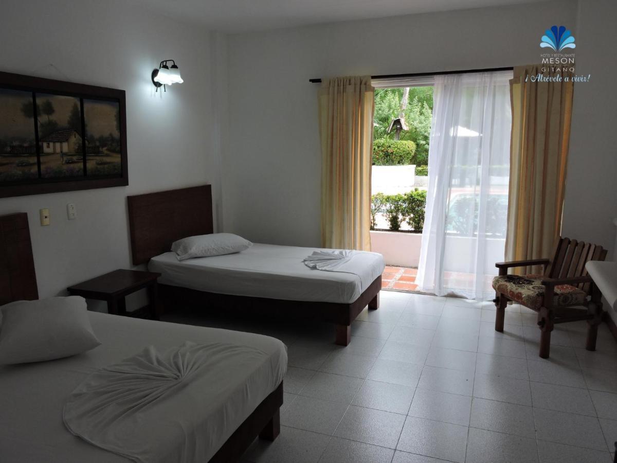 Hotel Y Restaurante Meson Del Gitano Caucasia 외부 사진