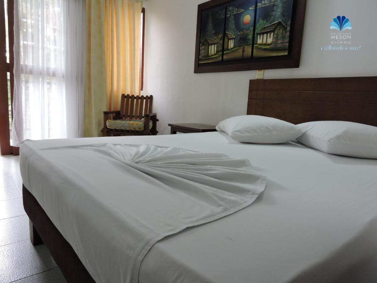 Hotel Y Restaurante Meson Del Gitano Caucasia 외부 사진